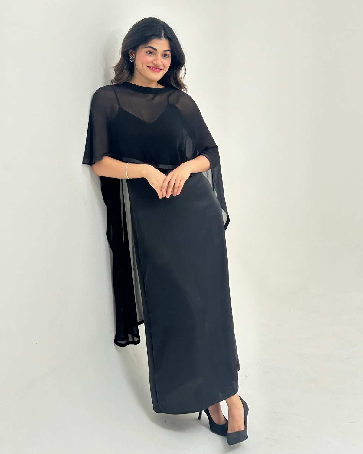 How to Style a Black Cape Dress for Vacations, Parties & Evening Looks in India