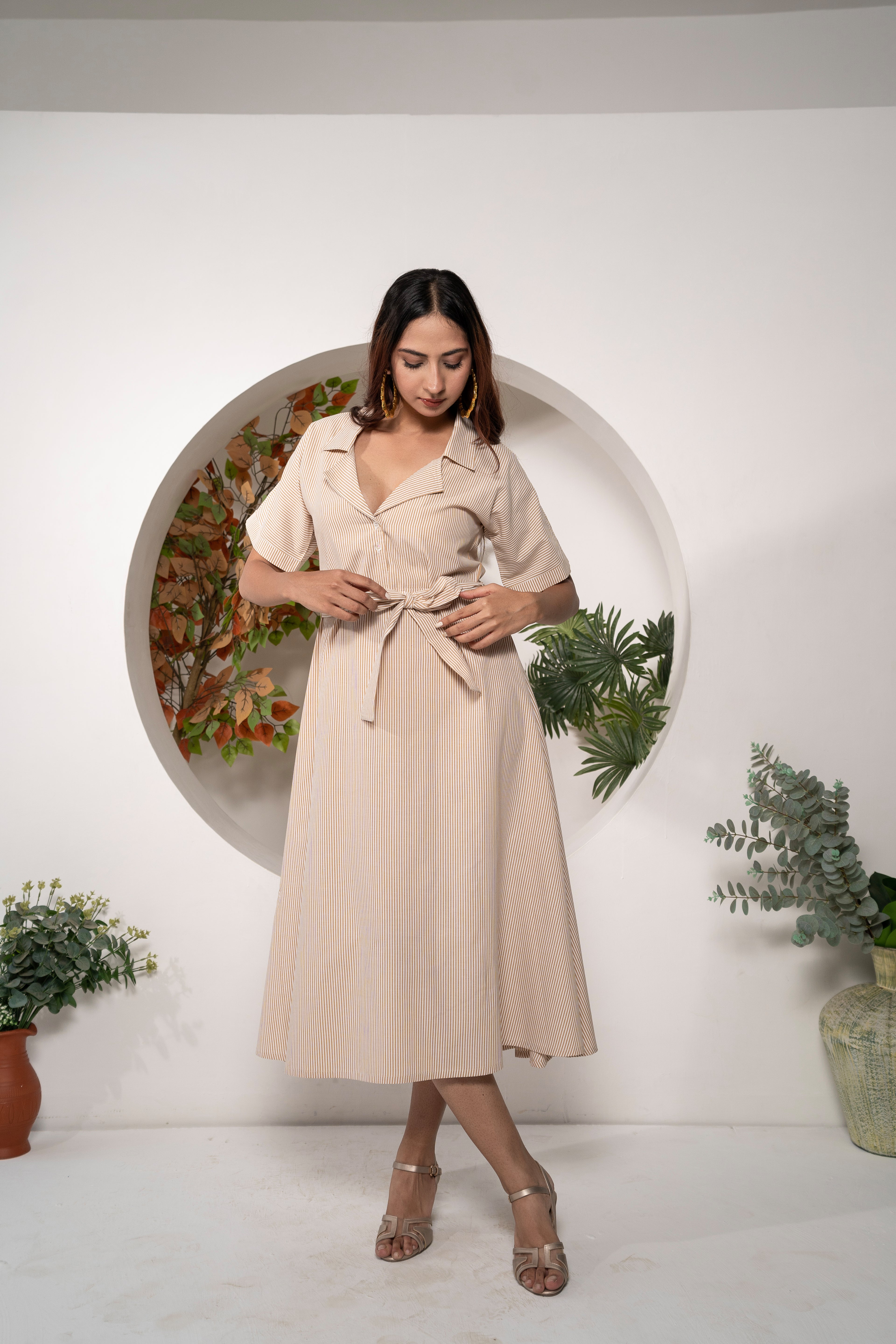 Khamna Sandstone Stripe Shirt Dress – Cotton Y/D Collared Midi styling image
