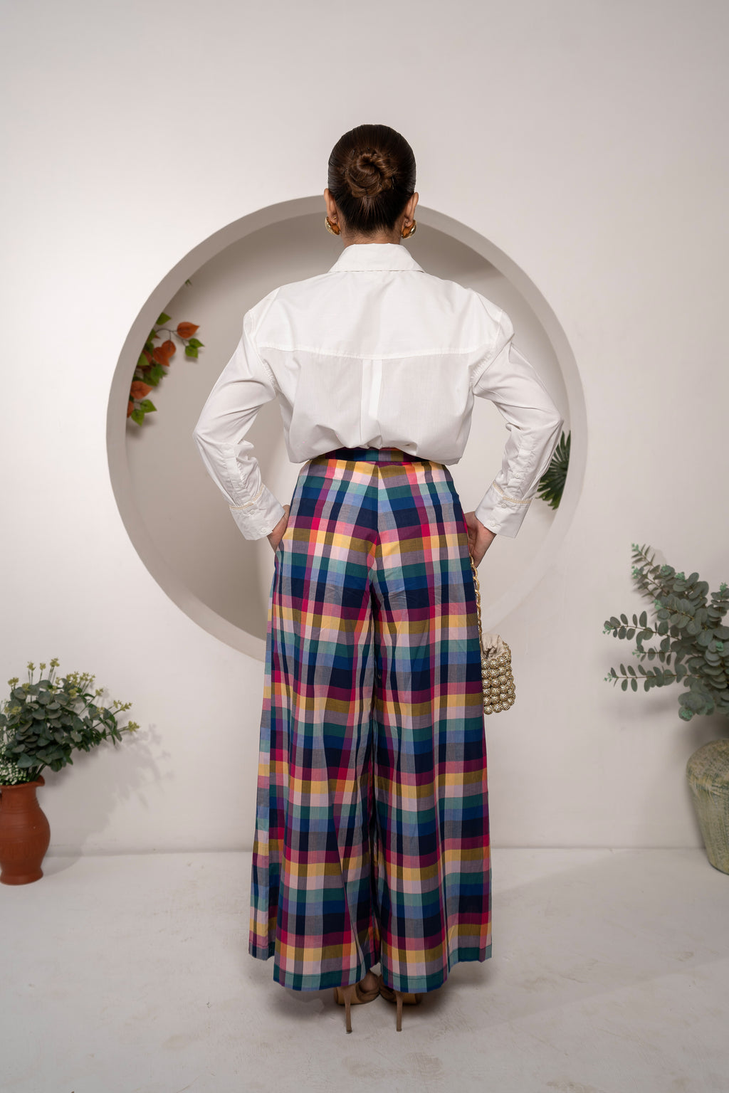 back of Sunset Vista Pleated Pants – Cotton Y/D Multicolor Checks paired with Cloudlight Oversized Shirt – White Cotton Poplin with Sparkle Lace