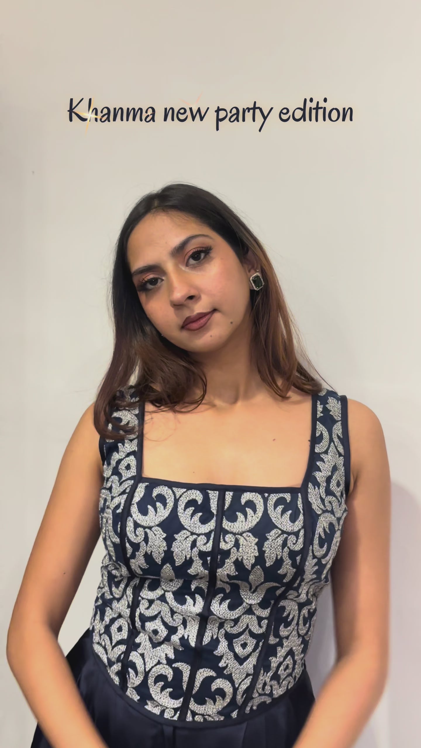 UGC MODEL SUBMISSION IN Khamna- Veronica Lurex embroidered Corset and Pleated pants in satin