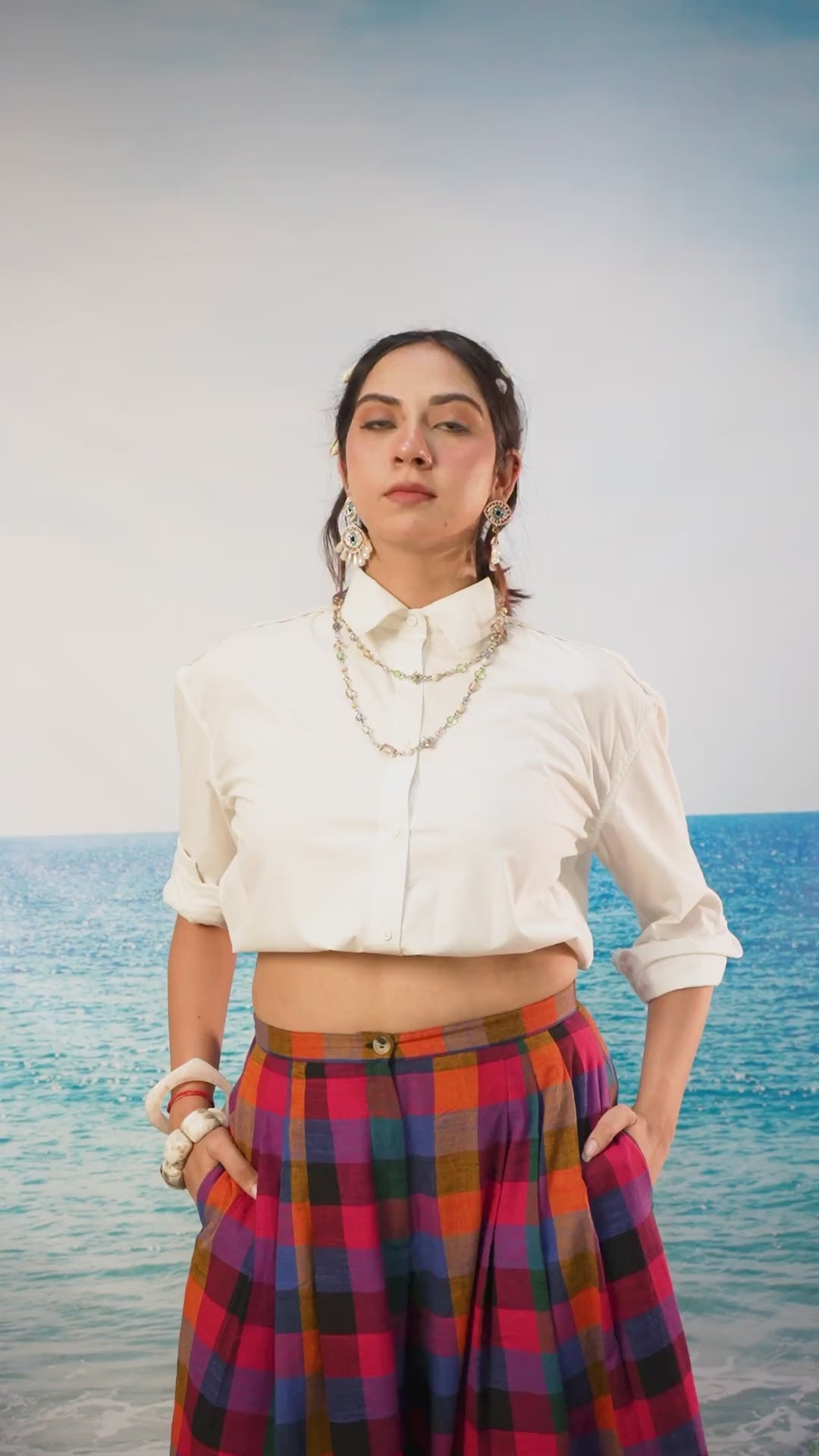 Ridhi Multi color Pleated Pants In motion.
